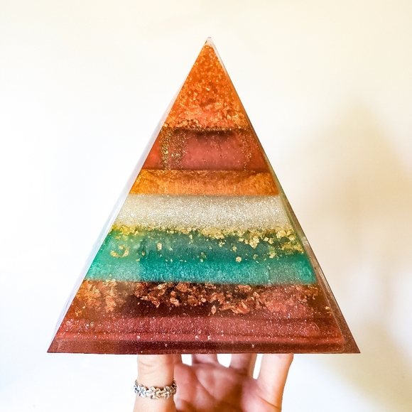 Multi-layer Resin Pyramid, Home Accent,Paperweight - Picture 5 of 11